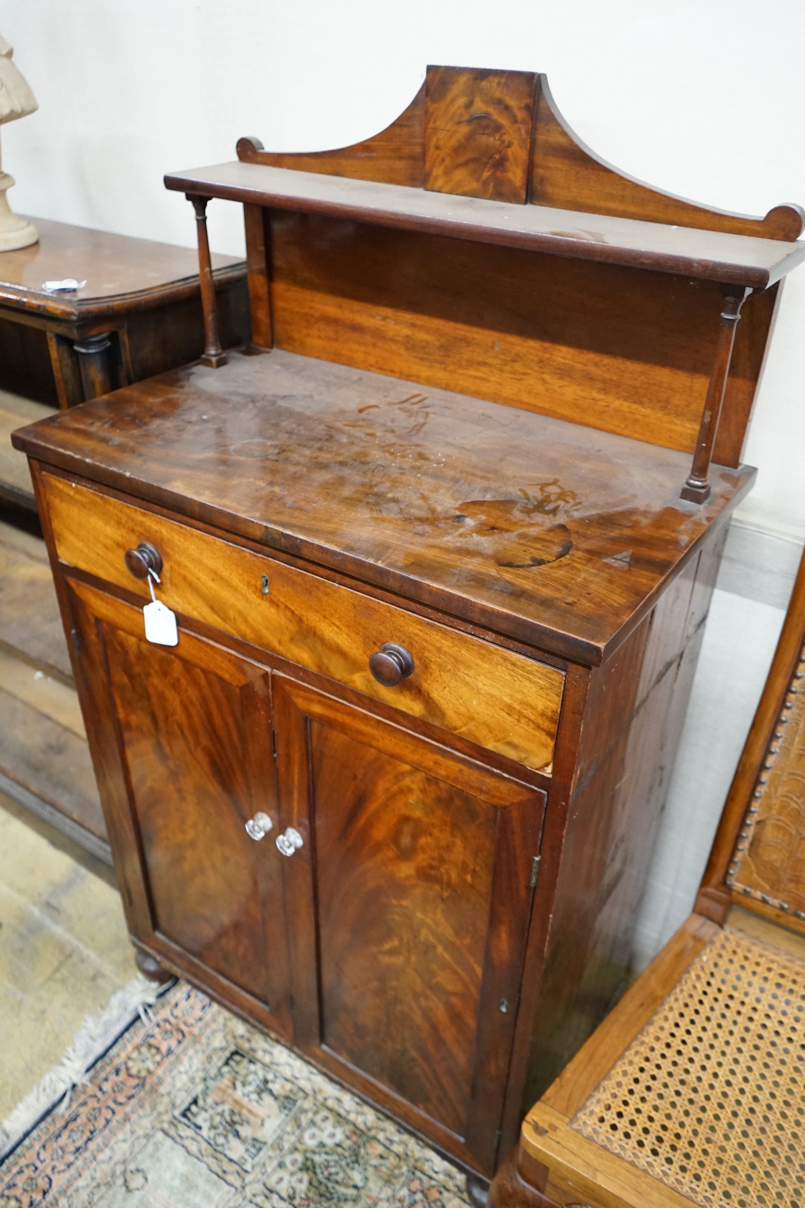 A small Regency mahogany chiffonier, W.72.5cm D.41cm H.134.5cm